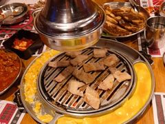 -青瓦炭韩潮烤肉(花园道店)
