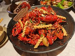 -巴厘龙虾·榜首油焖大虾(音乐学院·沿江酒馆店)