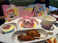 -海底捞火锅(新松江路生日主题店)