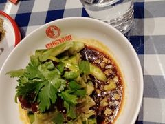 -雪熊哈尔滨烧烤·精酿啤酒·砂锅(中央胜境店)