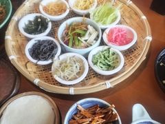 -包整·丝娃娃(甲秀楼景观店)