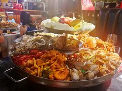 -日进一片海.生腌海鲜火锅.宵夜烧烤(三里屯总店)