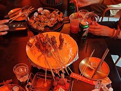 -何师烧烤Pro ·江湖川菜·小龙虾·精酿(太古里旗舰店)