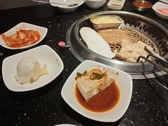-木槿花韩式炭烤·熟成肉工坊(孙文东路店)