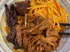 -梅溪·小伙子干挑面(安吉总店)