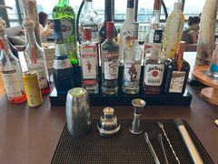 -上海漕河泾万丽酒店