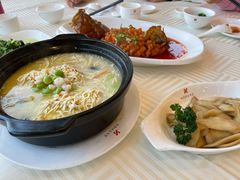 蟹粉狮子头-怡园饭店-餐厅(四望亭店)