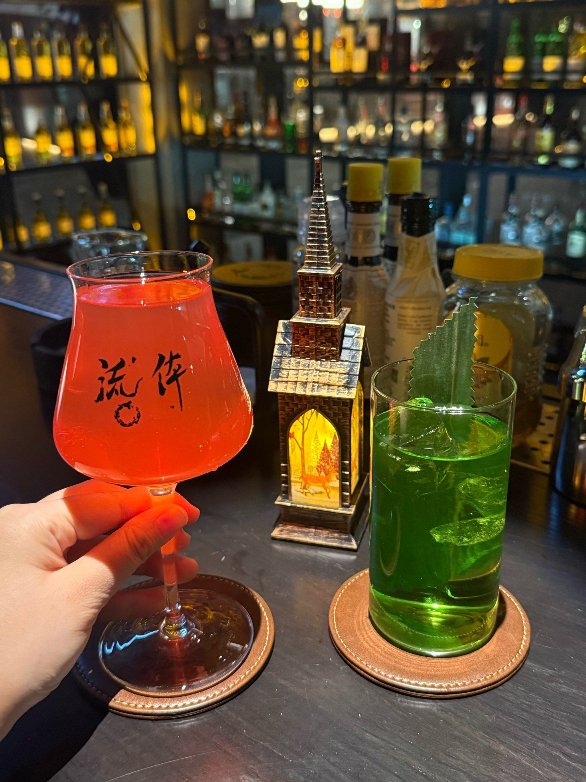 今夜和闺蜜一起喝点小酒,微醺好快乐