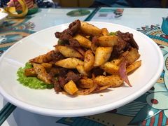 馕丁炒烤肉-楼兰古丽·新疆拌面·清真(华阳城店)