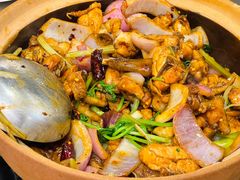 -胡须佬鸡煲四季火锅店(石厦西村直营店)