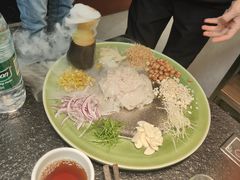 -得意咚瓜·顺德鱼生·冬瓜火锅(深圳首店)