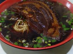 -小龙大肉面馆