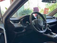 -上海和裕一汽丰田4S店(七宝店)