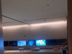 -涨巢·潮玩水疗局