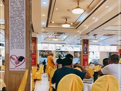 大堂-口衣记鸡饭店