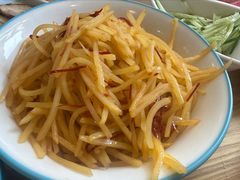 酸辣土豆丝-香满园春饼·家常菜(东大桥店)