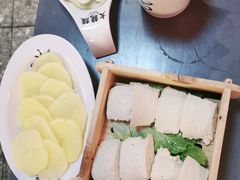 -大龙燚火锅(天安云谷店)