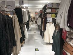 -优衣库(北京万柳华联购物中心店)