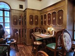 -秘密旅行Bonjour(黑金冠 江南西店)