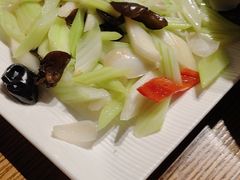 -湘力力小院·鱼汤泡饭(枫林路店)