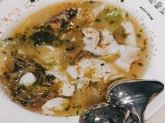 -渔语鱼酸菜鱼新川菜(来福士店)