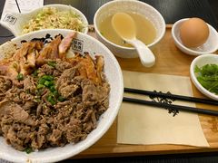 -熊吞·大碗丼烧肉饭(济宁万达广场店)