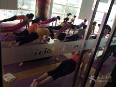 -一兆韦德健身(慧芝湖店)