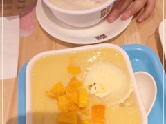 -满记甜品(巴黎春天宝山店)