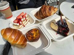 -BUTTERFUL&CREAMOROUS 黄油与面包(万象城店)