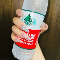-UGIRL有个美甲