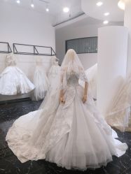 -禕·愫白婚纱商店