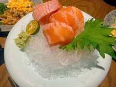 三文鱼-筱田の食堂·izakaya(淮海中路店)