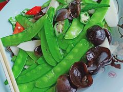 -华英干锅辣鸭头(亚泰大街店)