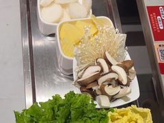 -宴全牛粤来越牛潮汕鲜牛肉火锅(海州万达广场店)