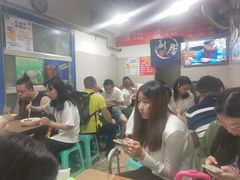 等位区-花市豌杂面(民生路店)