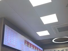 -陇上全荟兰州传统牛肉面(延吉路店)