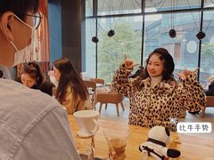 -星巴克臻选(成都太古里店)