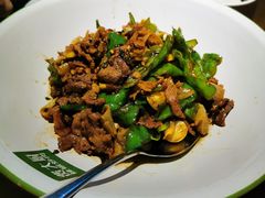 -费大厨辣椒炒肉(万家丽一店)