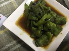 -天天向上素食餐厅(五台山店)