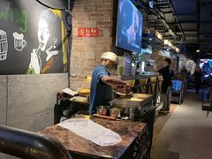-麦凯伦烧烤·精酿超级工厂店(金桥总店)