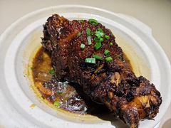 -老码头黑皮肘子锅包肉(赣水路店)