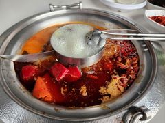 -周师兄大刀腰片火锅(磁器口直营店)