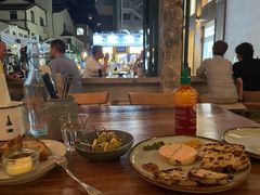 青橄榄鱼-RAC BAR(安福路店)