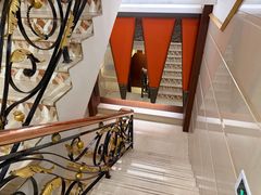 -碧中海汤泉汗蒸酒店