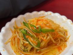 -金杨拉面王小吃面馆·牛三宝面·红烧牛肉粉