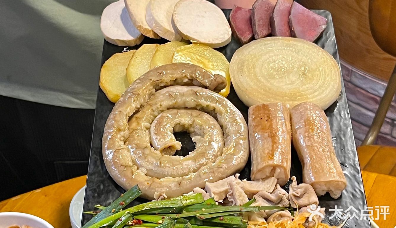 在青岛吃到韩剧同款烤牛肠 巨巨巨好吃！！！