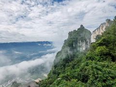 -蝶舞清江·恩施云顶景区(黄鹤峰林)