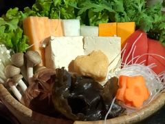 -湊湊火锅·茶憩(新中关购物中心店)