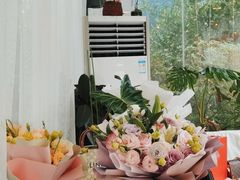 -九月里.自由花园餐厅