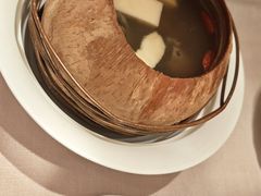 原只椰子炖乌鸡-尚一汤·粤菜海鲜(环球港店)